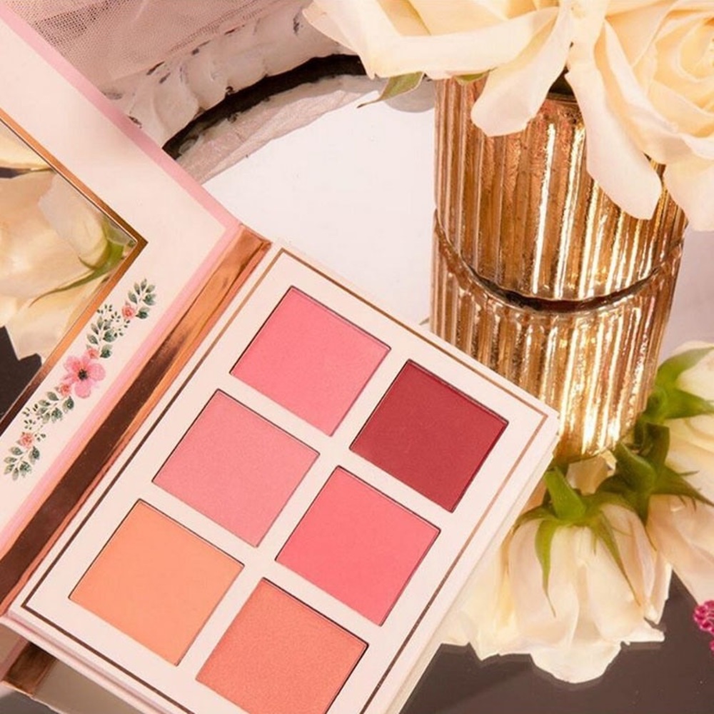 Blush palette, contour/highlight palette bundle